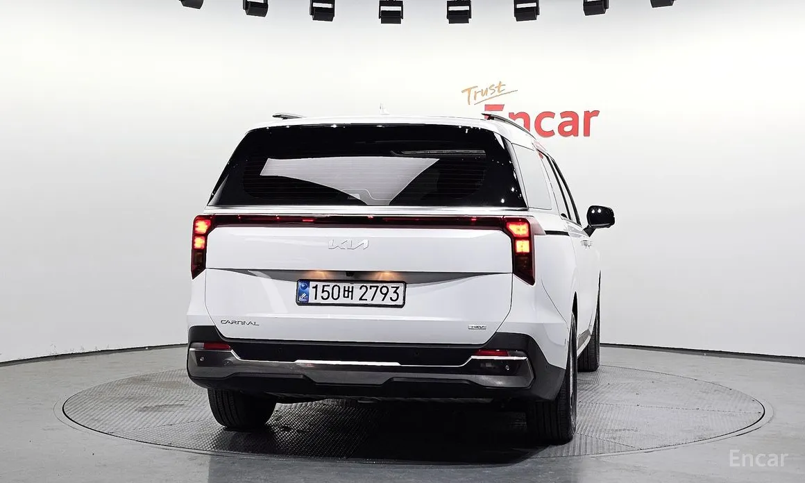 Фото 4 - Kia Carnival