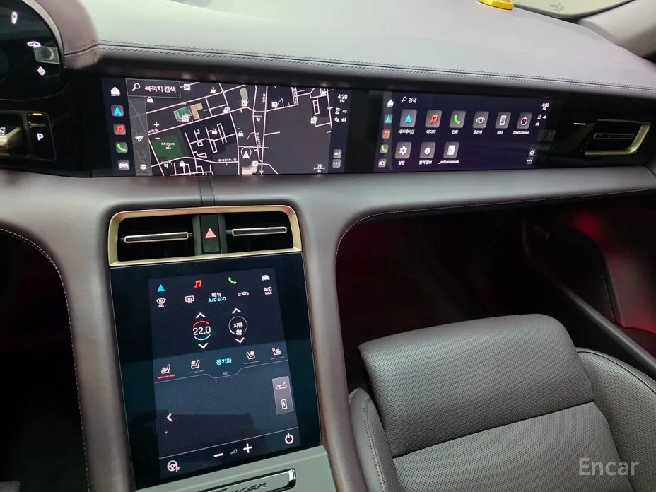 Фото 10 - Porsche Taycan