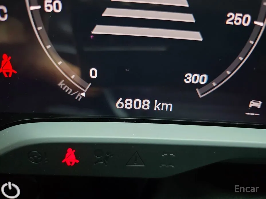 Фото 8 - Porsche Taycan