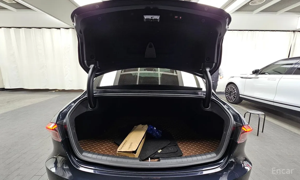 Фото 20 - Hyundai Grandeur