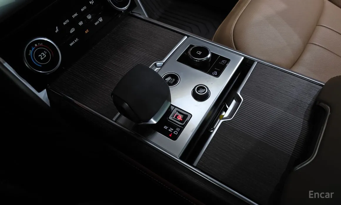 Фото 9 - Land Rover Range Rover