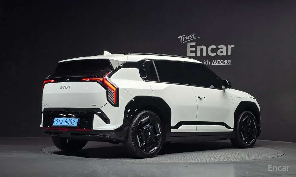 Фото 2 - Kia EV3