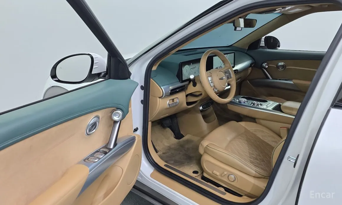 Фото 10 - Genesis GV60