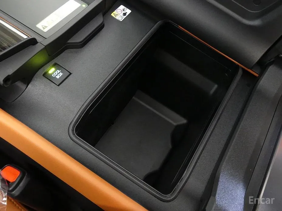 Фото 12 - Lexus LX