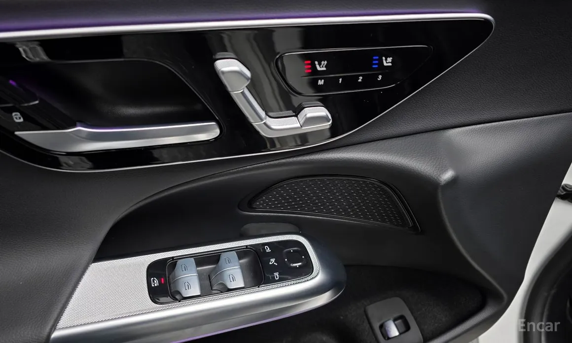 Фото 14 - Mercedes-Benz E-Class