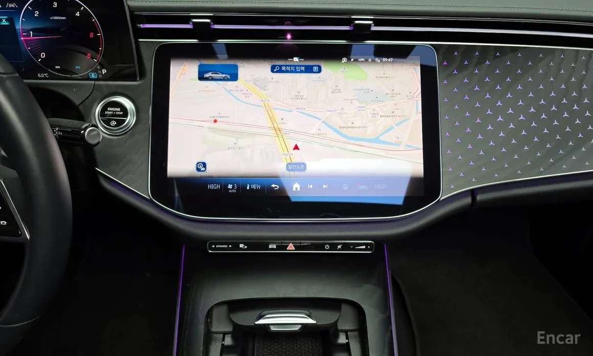 Фото 15 - Mercedes-Benz E-Class