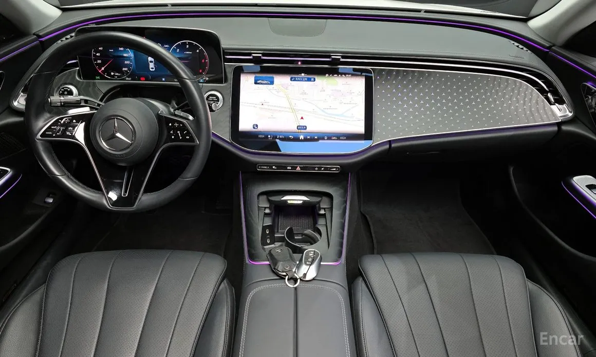 Фото 7 - Mercedes-Benz E-Class