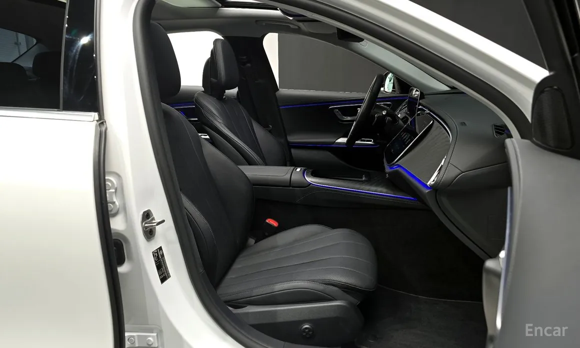 Фото 10 - Mercedes-Benz E-Class