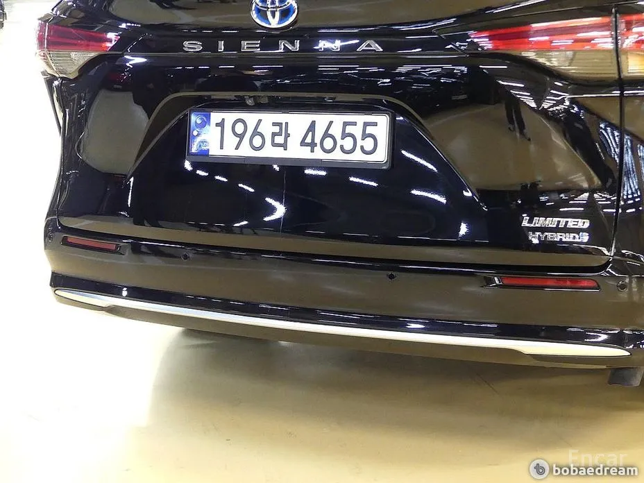 Фото 4 - Toyota Sienna