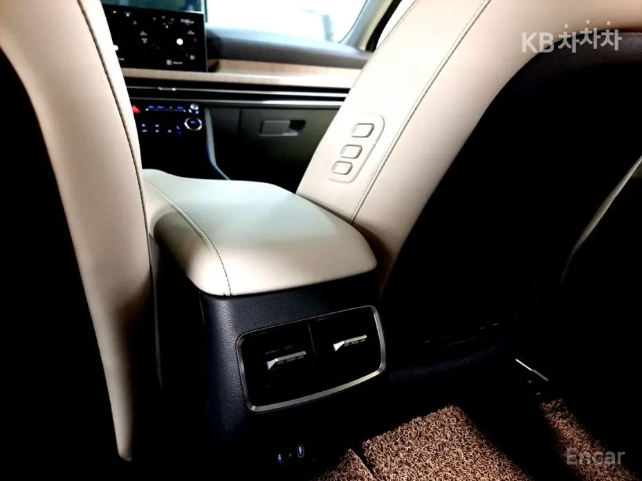 Фото 18 - Hyundai Sonata