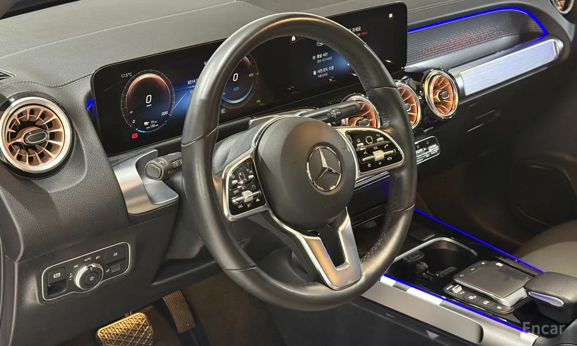 Фото 15 - Mercedes-Benz EQB