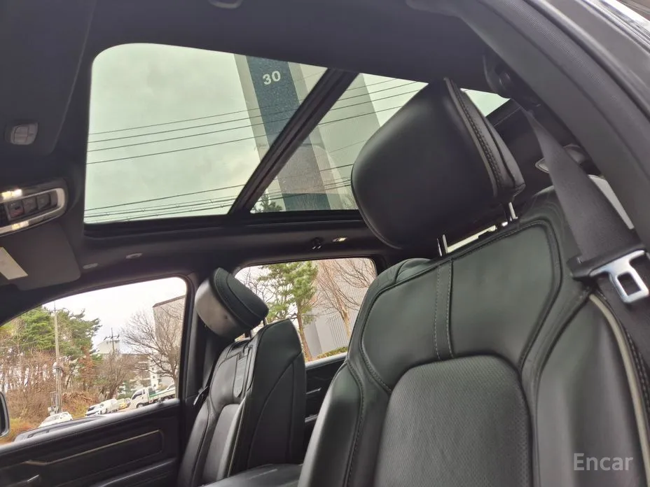 Фото 17 - Dodge Ram Pickup