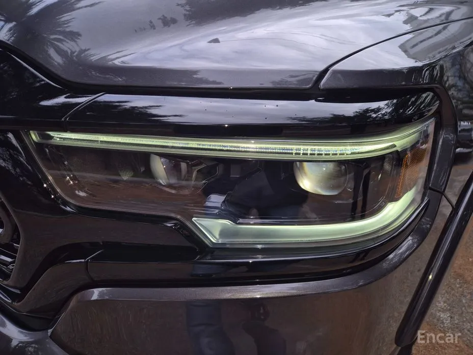 Фото 7 - Dodge Ram Pickup