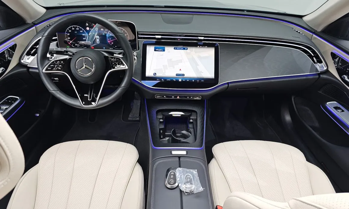 Фото 7 - Mercedes-Benz E-Class