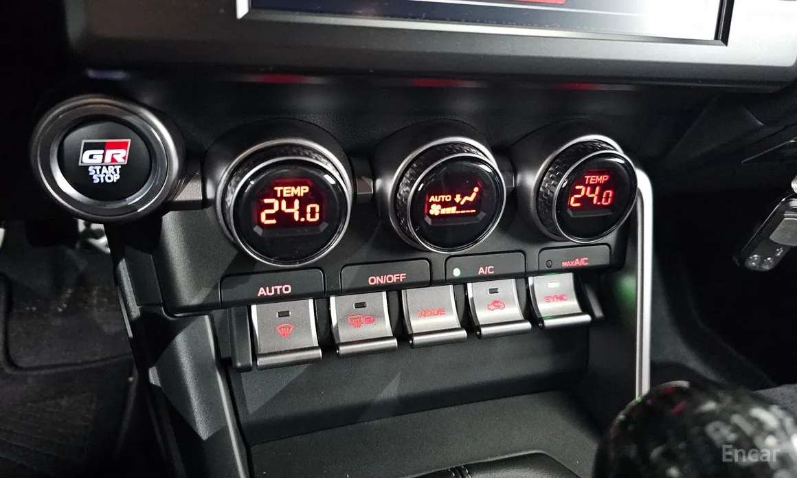 Фото 16 - Toyota 86