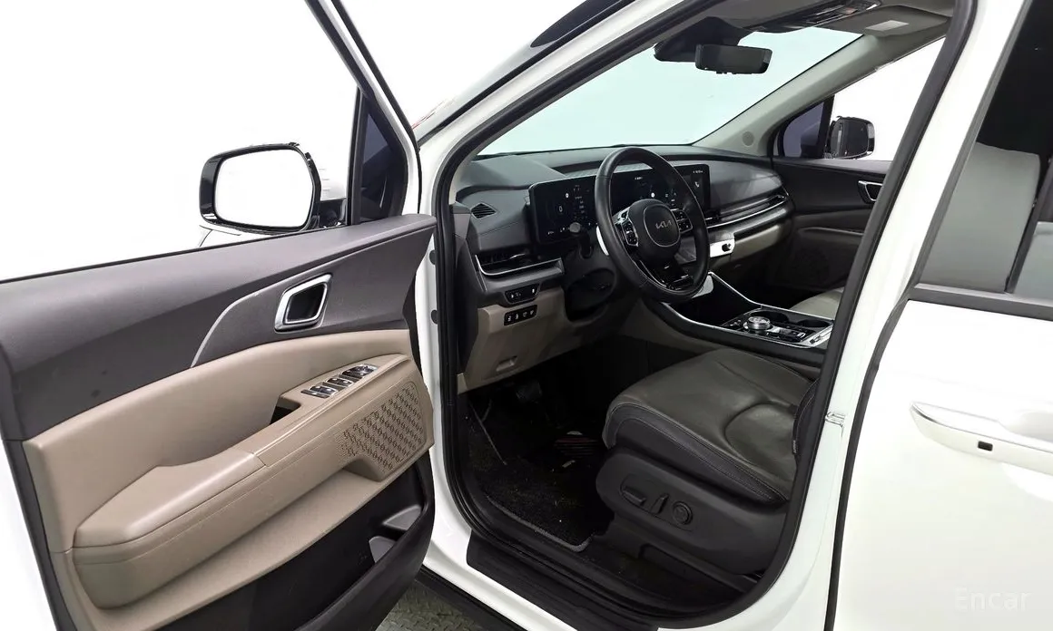 Фото 10 - Kia Carnival