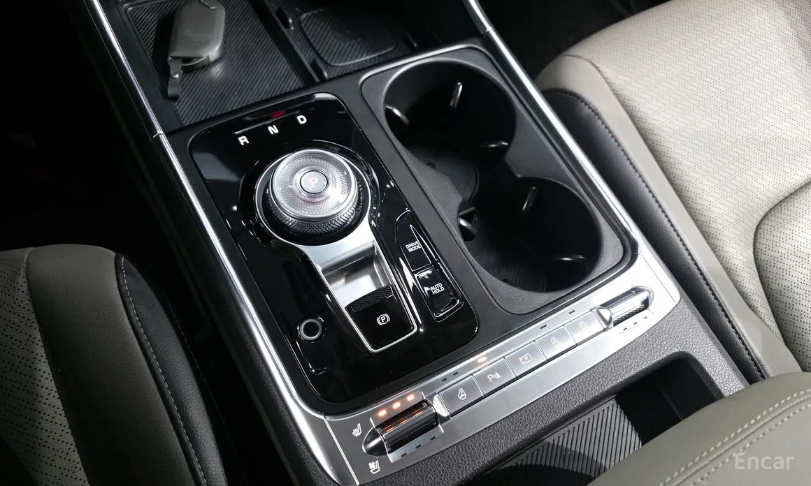 Фото 9 - Kia Carnival