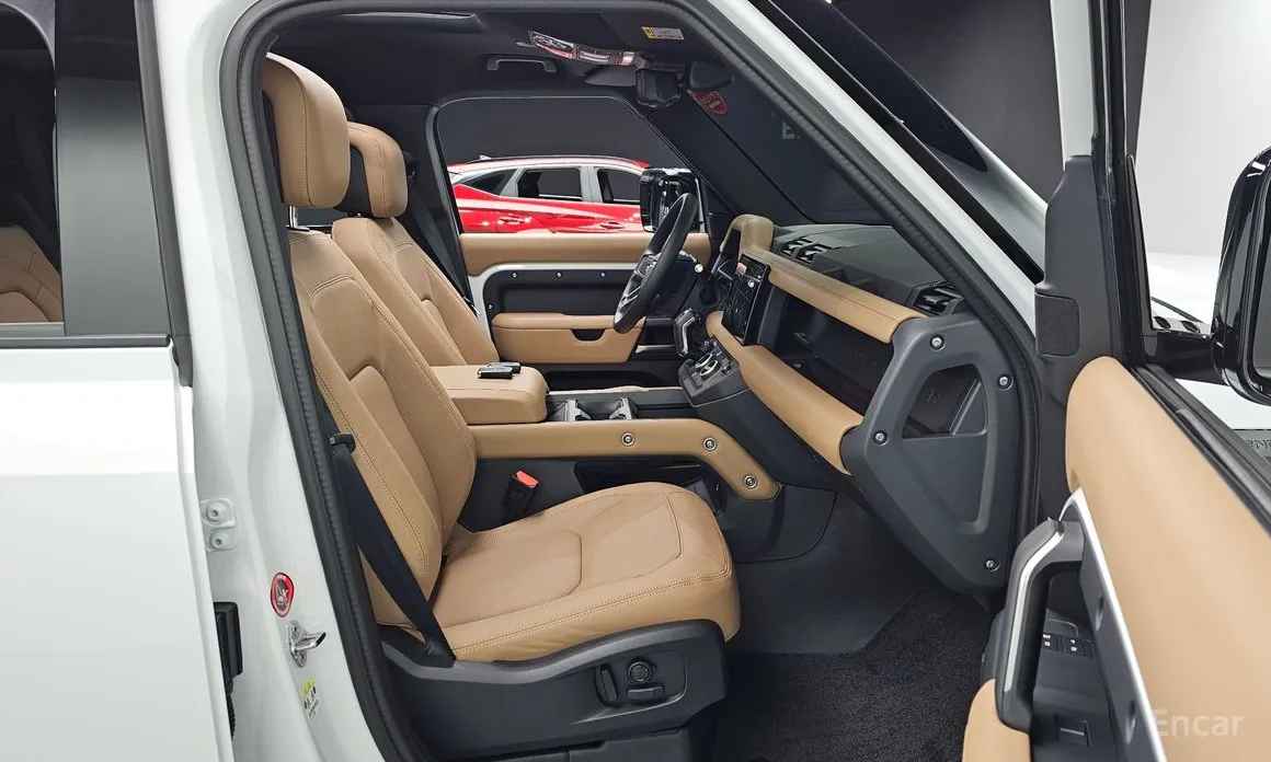 Фото 10 - Land Rover Defender