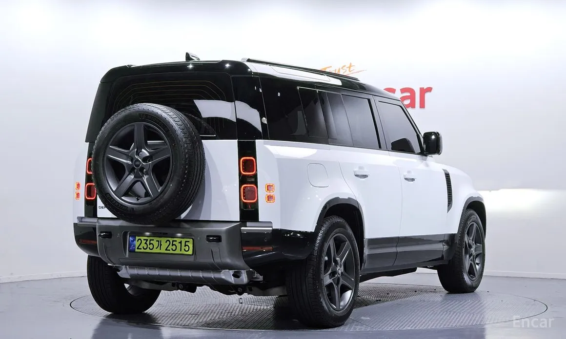 Фото 2 - Land Rover Defender