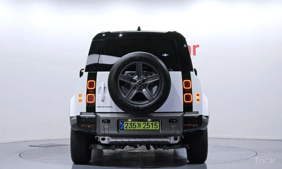 Фото 4 - Land Rover Defender