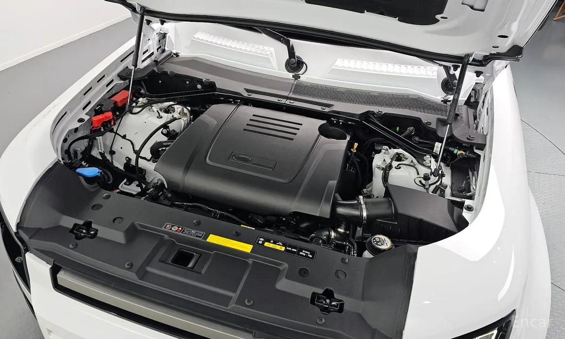 Фото 6 - Land Rover Defender