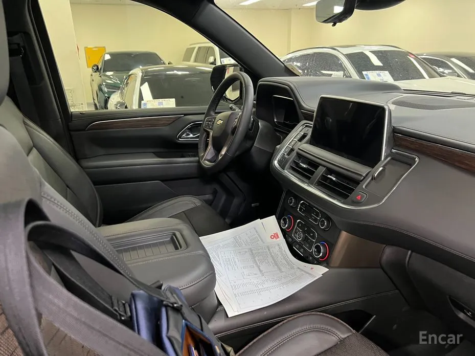 Фото 12 - Chevrolet Tahoe