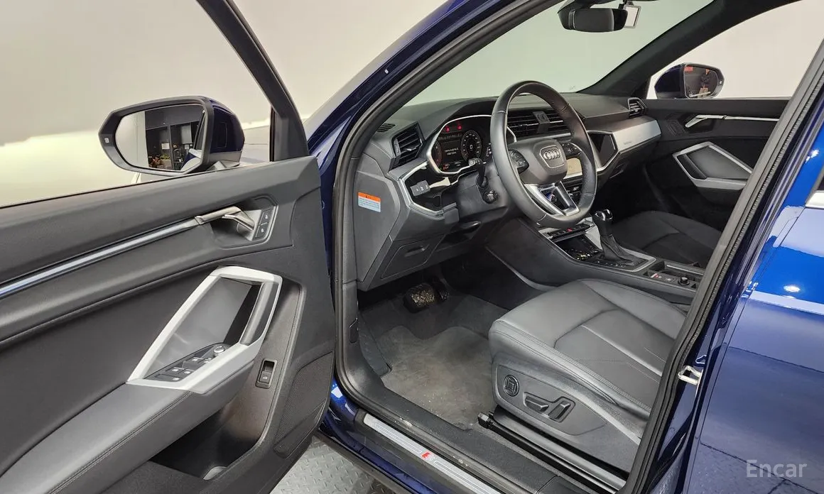 Фото 10 - Audi Q3