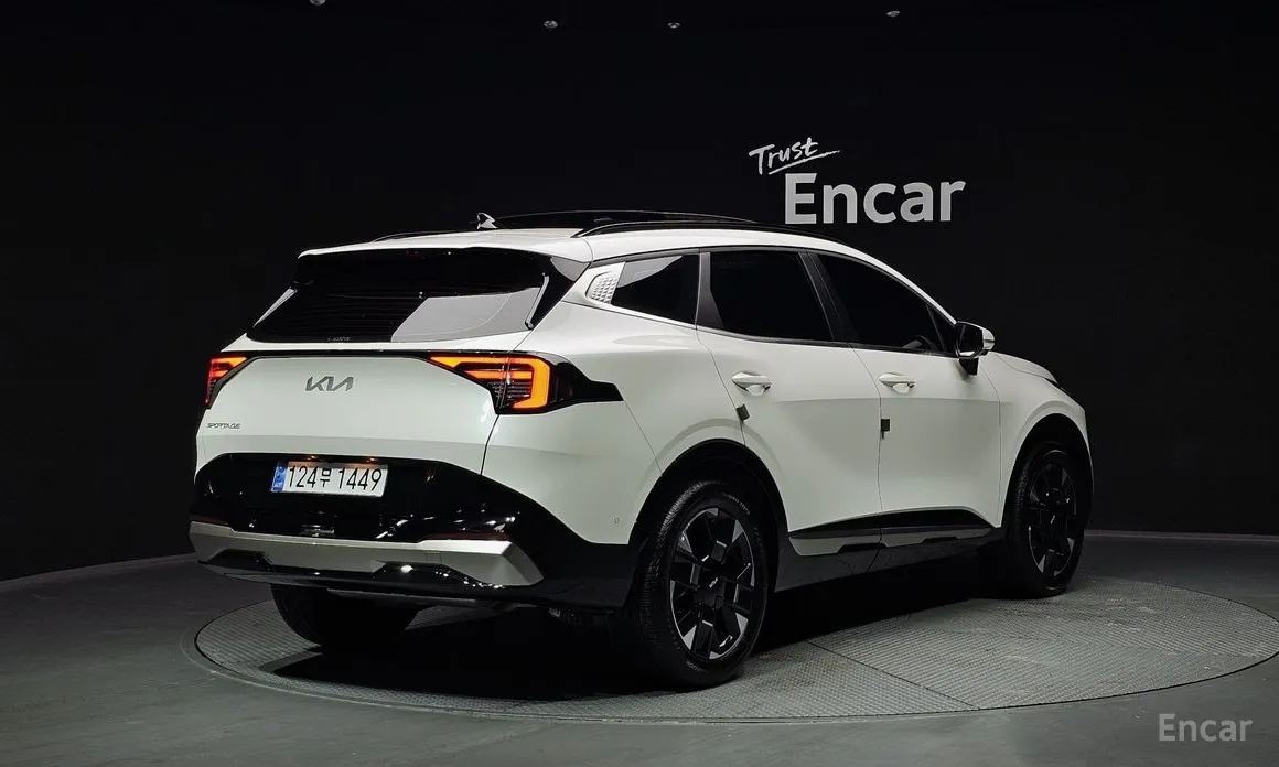 Фото 2 - Kia Sportage