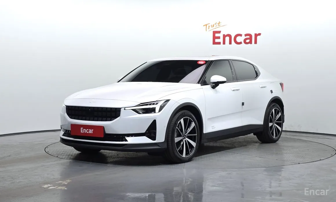 Фото 1 - Polestar 2