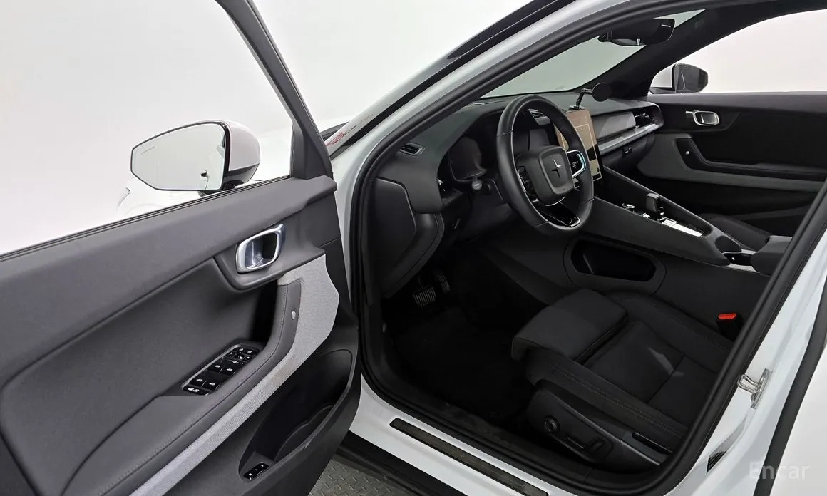 Фото 10 - Polestar 2