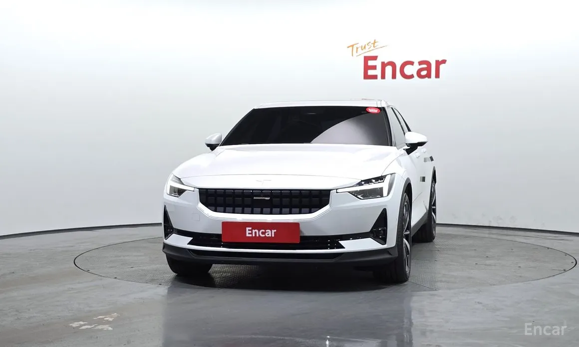Фото 3 - Polestar 2