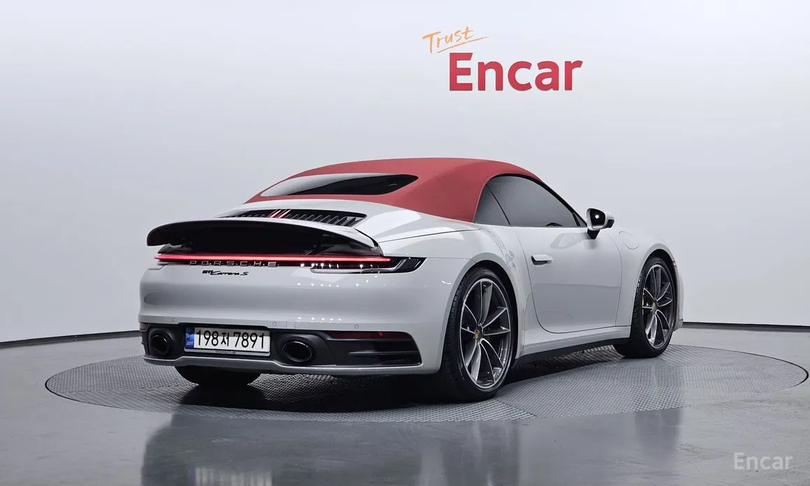 Фото 2 - Porsche 911