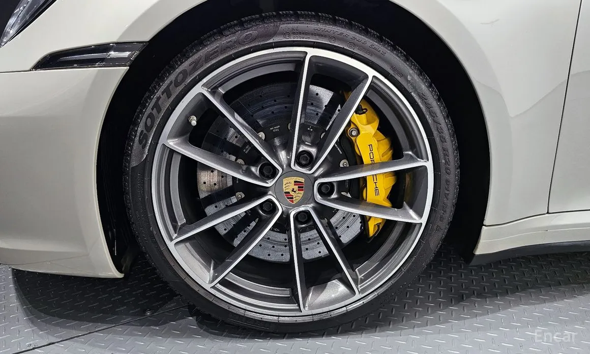 Фото 5 - Porsche 911