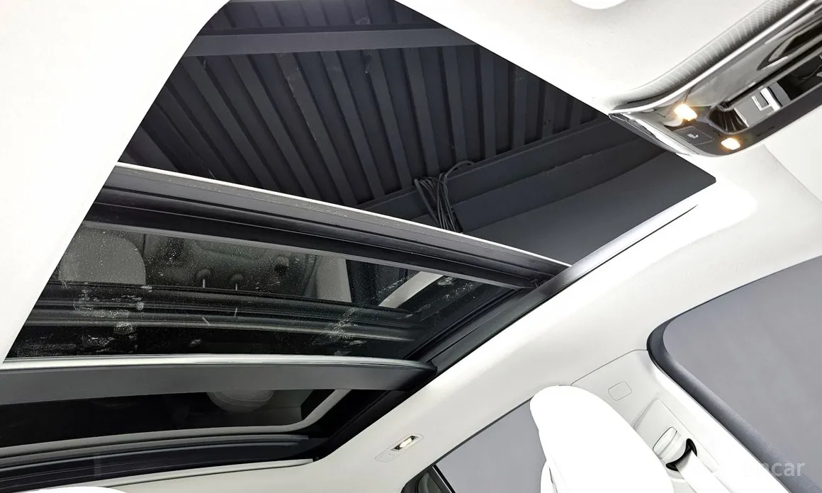 Фото 19 - Mercedes-Benz EQE