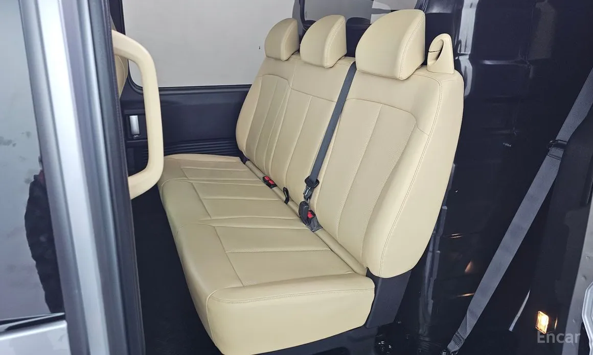 Фото 12 - Hyundai Staria