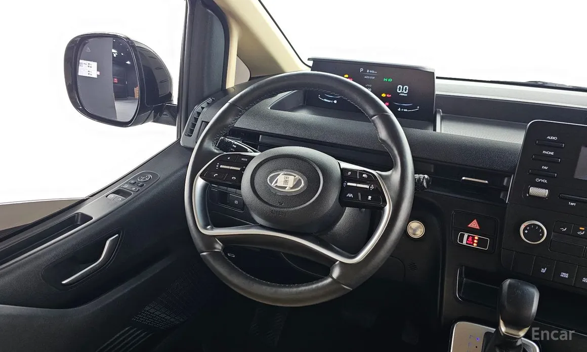 Фото 13 - Hyundai Staria