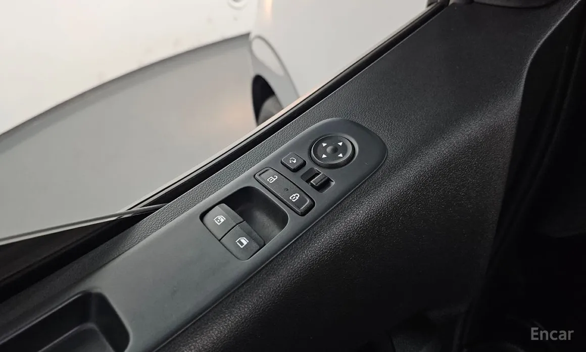 Фото 15 - Hyundai Staria