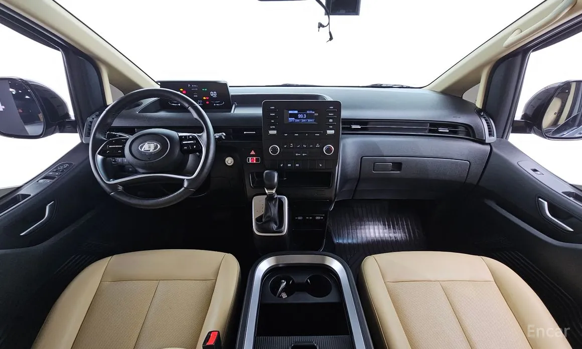 Фото 7 - Hyundai Staria