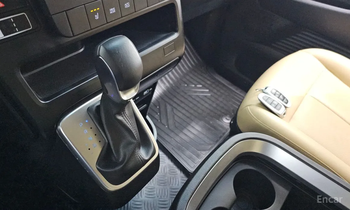 Фото 9 - Hyundai Staria