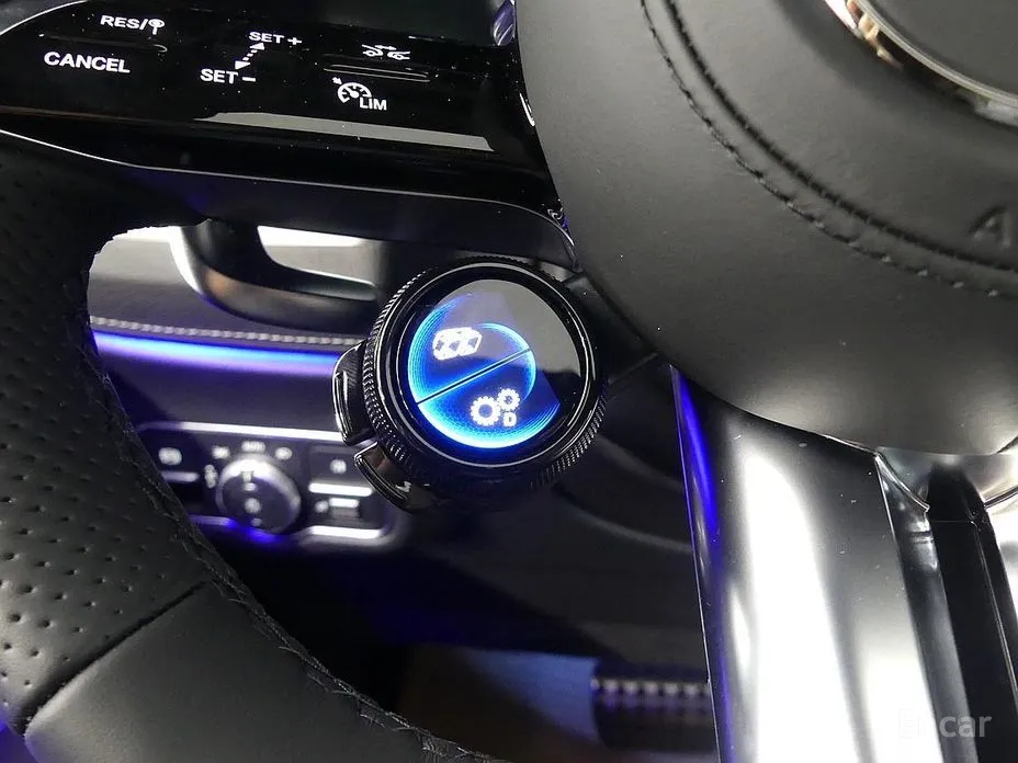 Фото 15 - Mercedes-Benz G-Class