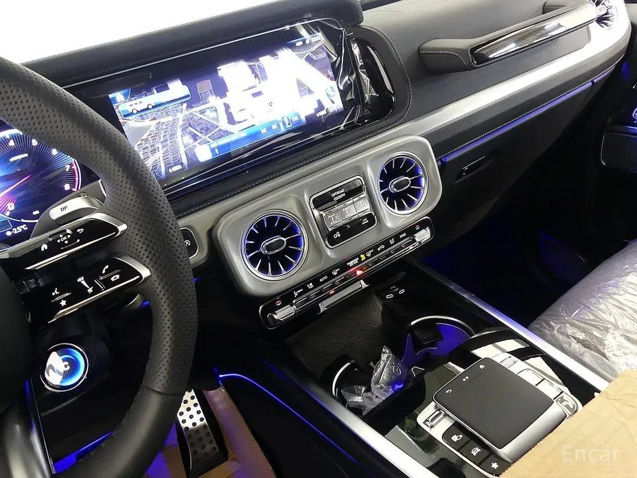 Фото 16 - Mercedes-Benz G-Class