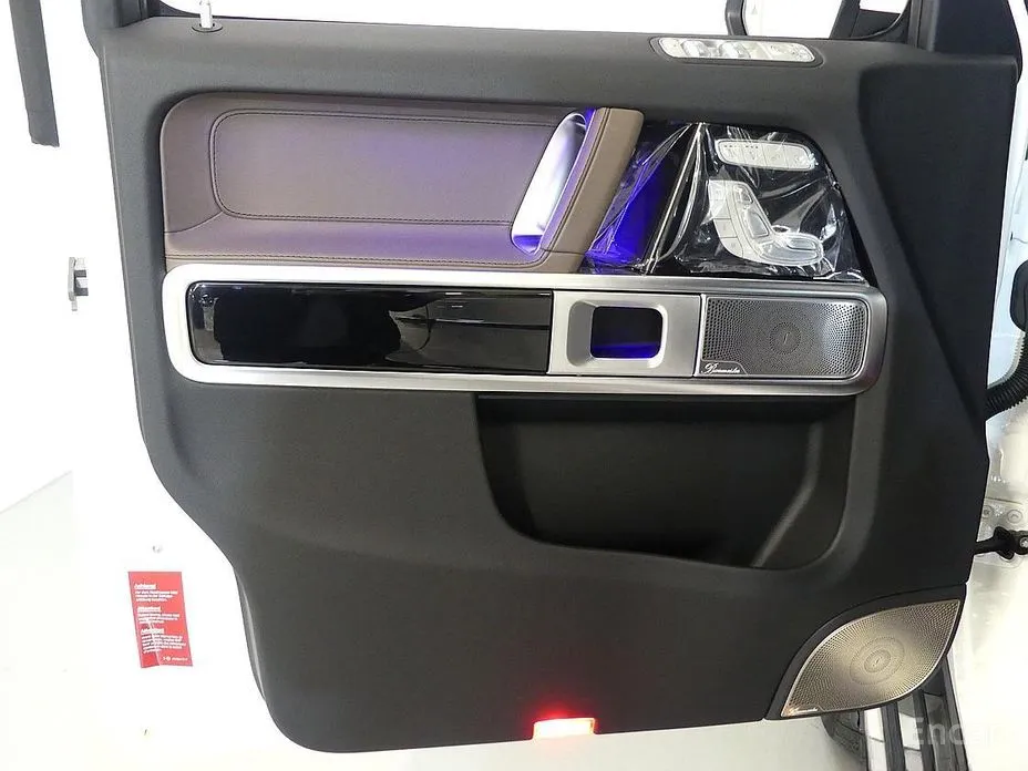 Фото 17 - Mercedes-Benz G-Class