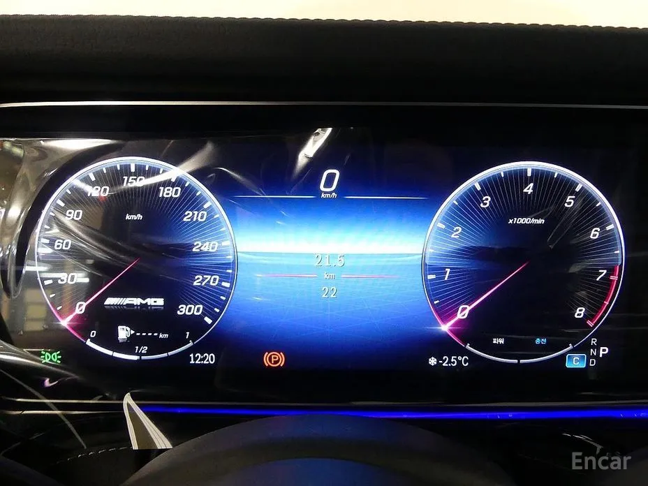 Фото 4 - Mercedes-Benz G-Class