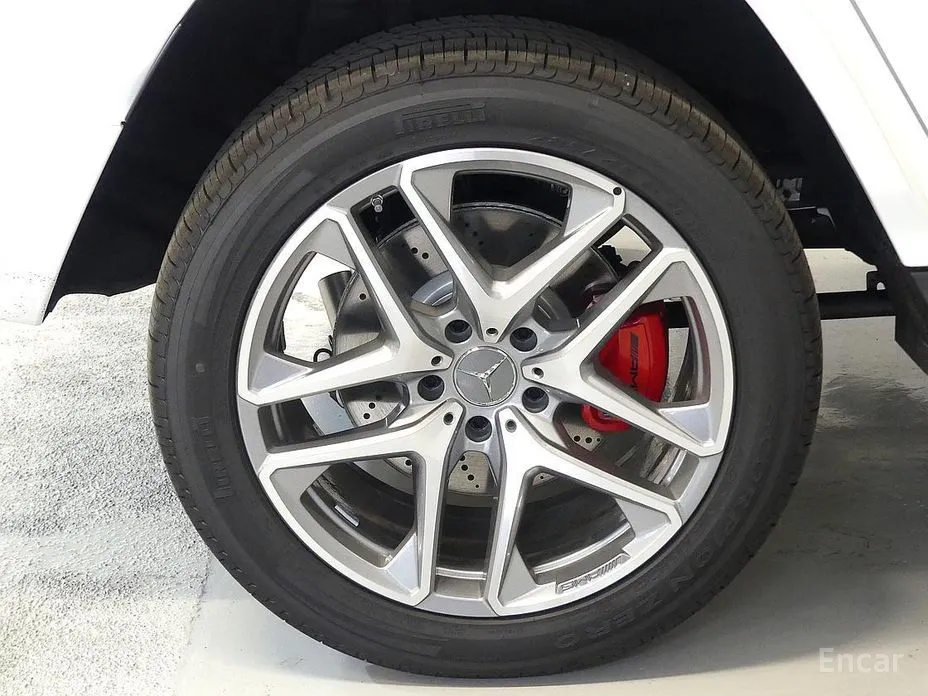 Фото 6 - Mercedes-Benz G-Class