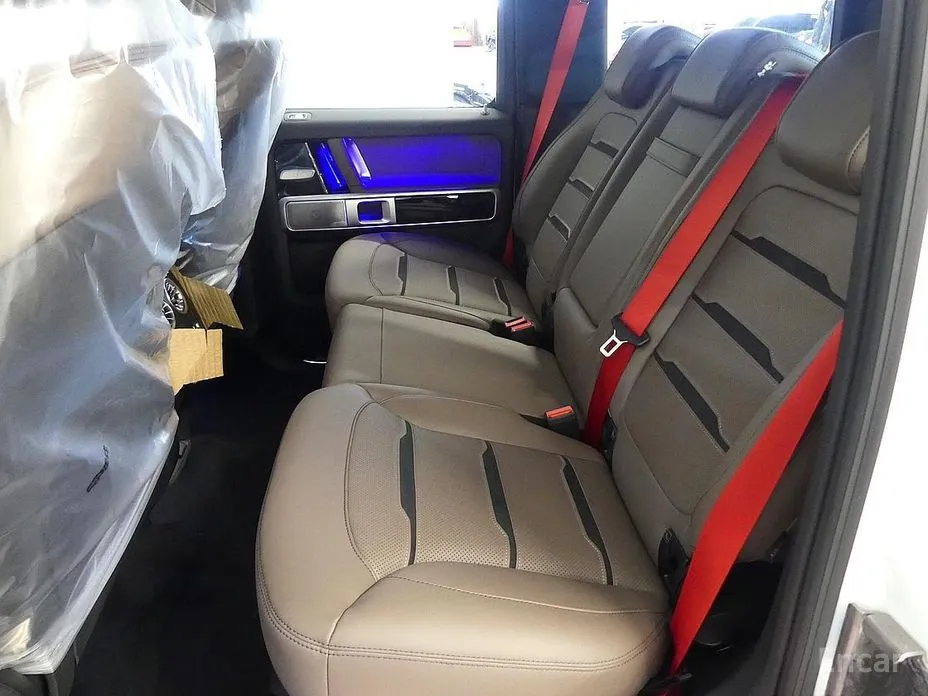 Фото 8 - Mercedes-Benz G-Class