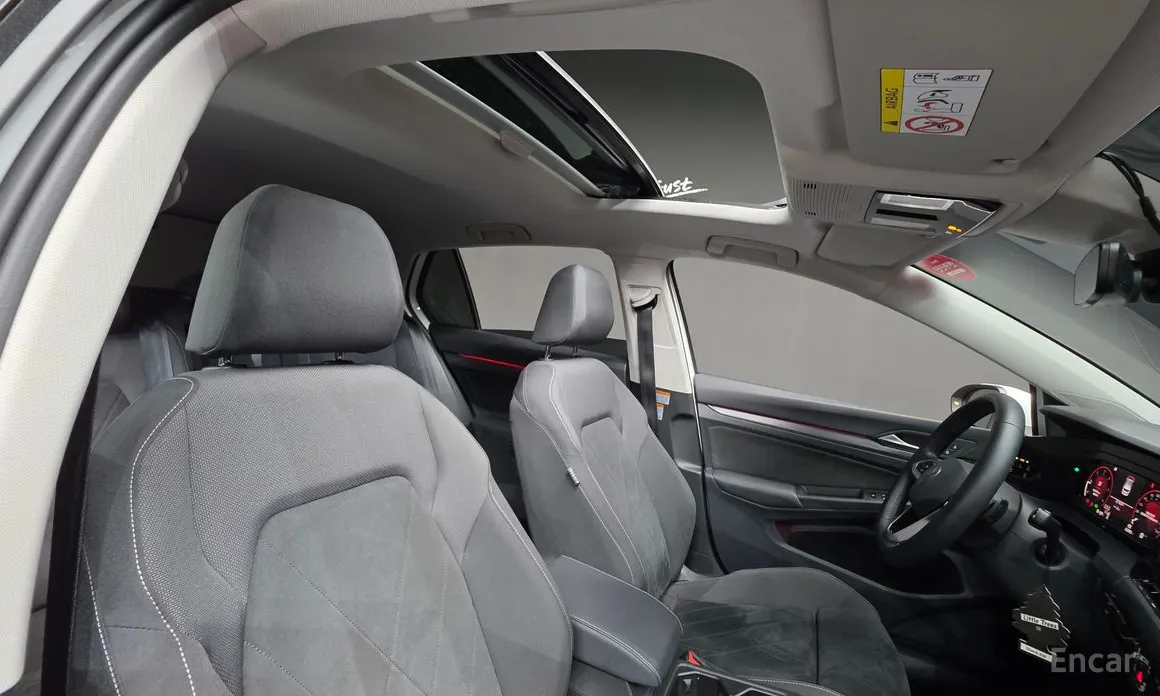 Фото 12 - Volkswagen Golf