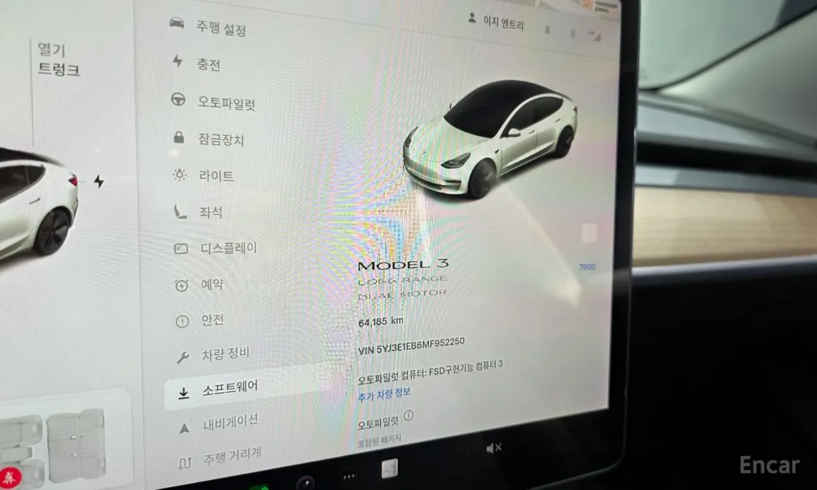 Фото 8 - Tesla Model 3