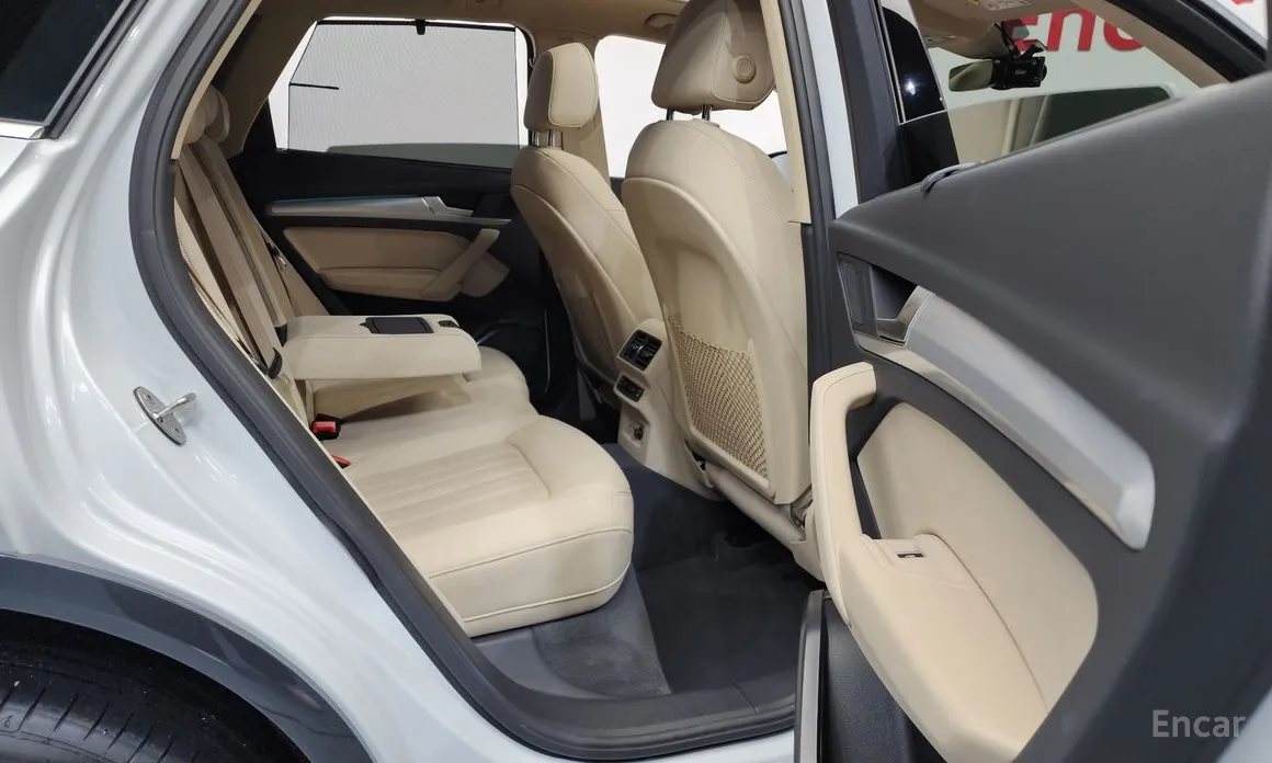 Фото 12 - Audi Q5