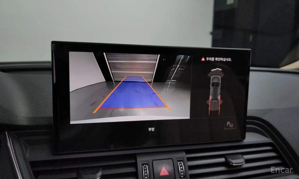 Фото 15 - Audi Q5