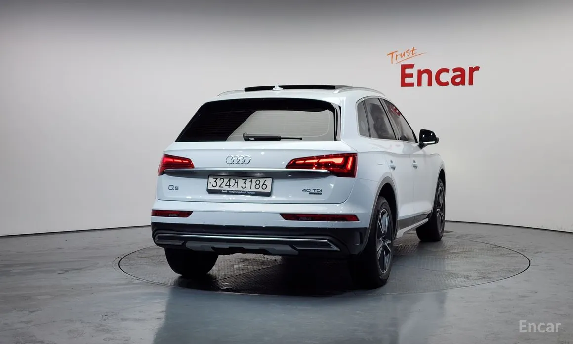 Фото 4 - Audi Q5